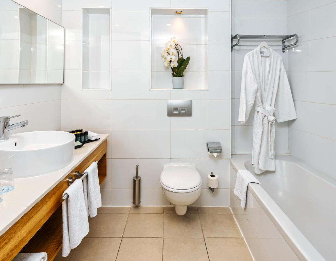 West All Suites Hotel Ασντόντ Εξωτερικό φωτογραφία