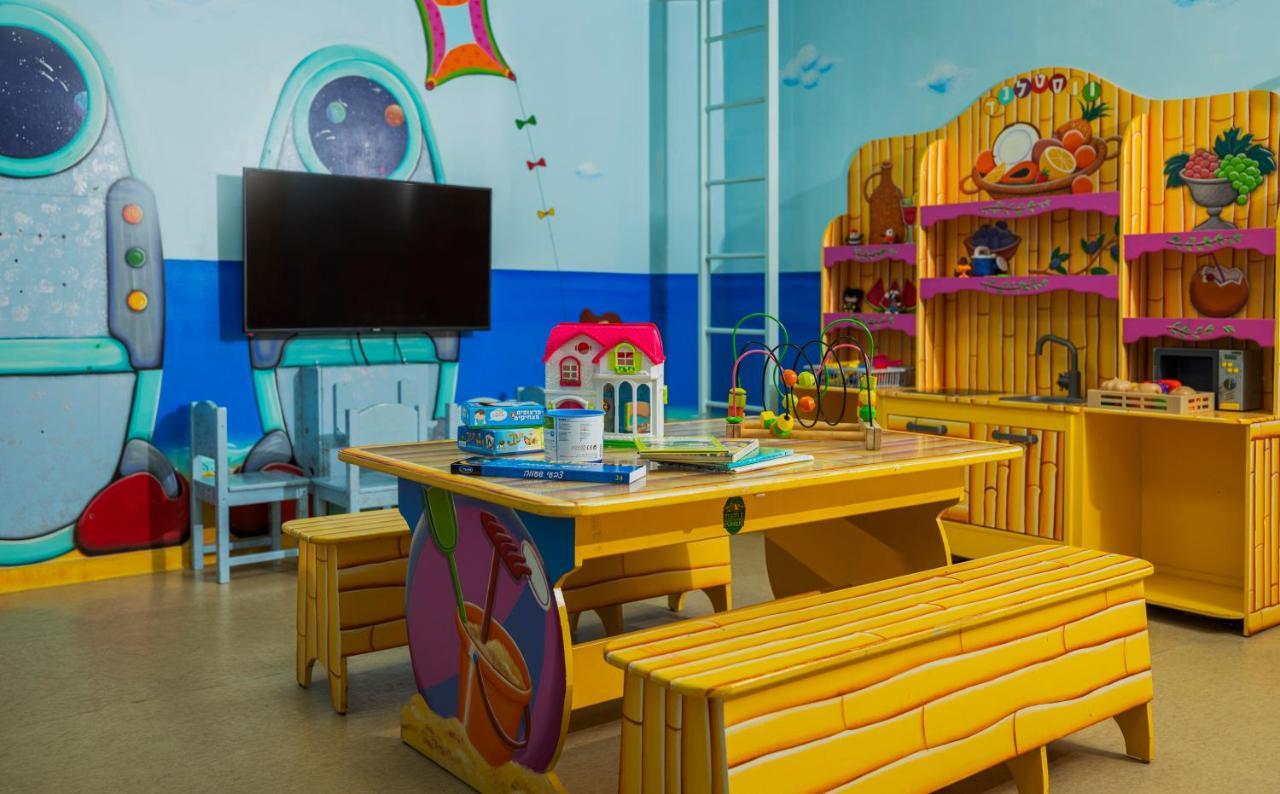 West All Suites Hotel Ασντόντ Εξωτερικό φωτογραφία