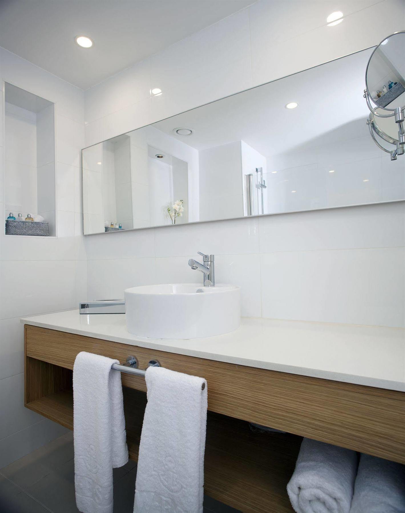 West All Suites Hotel Ασντόντ Εξωτερικό φωτογραφία